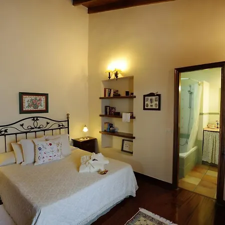 With 2 Bedrooms In Las Rosas With Wonderful Sea View Private Pool Enclosed Garden 10 Km From The Beach Las Rosas (Arona, Tenerife)