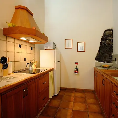 With 2 Bedrooms In Las Rosas With Wonderful Sea View Private Pool Enclosed Garden 10 Km From The Beach *