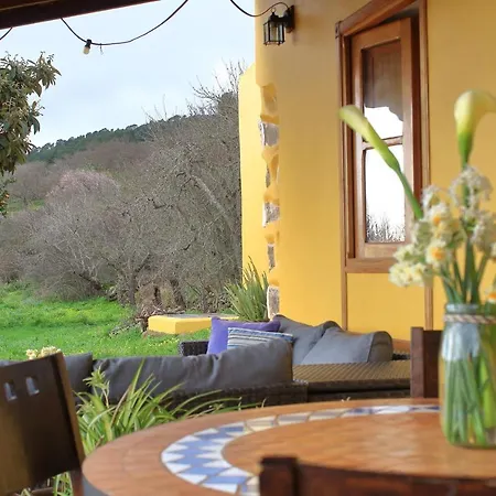 With 2 Bedrooms In Las Rosas With Wonderful Sea View Private Pool Enclosed Garden 10 Km From The Beach *