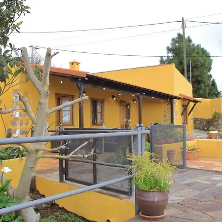 With 2 Bedrooms In Las Rosas With Wonderful Sea View Private Pool Enclosed Garden 10 Km From The Beach Villa *
