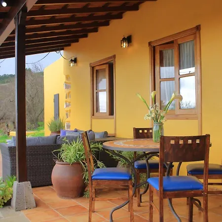 With 2 Bedrooms In Las Rosas With Wonderful Sea View Private Pool Enclosed Garden 10 Km From The Beach * Las Rosas (Arona, Tenerife)